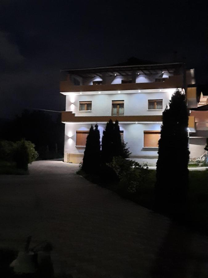 Sun& Relax Home Korce Bagian luar foto
